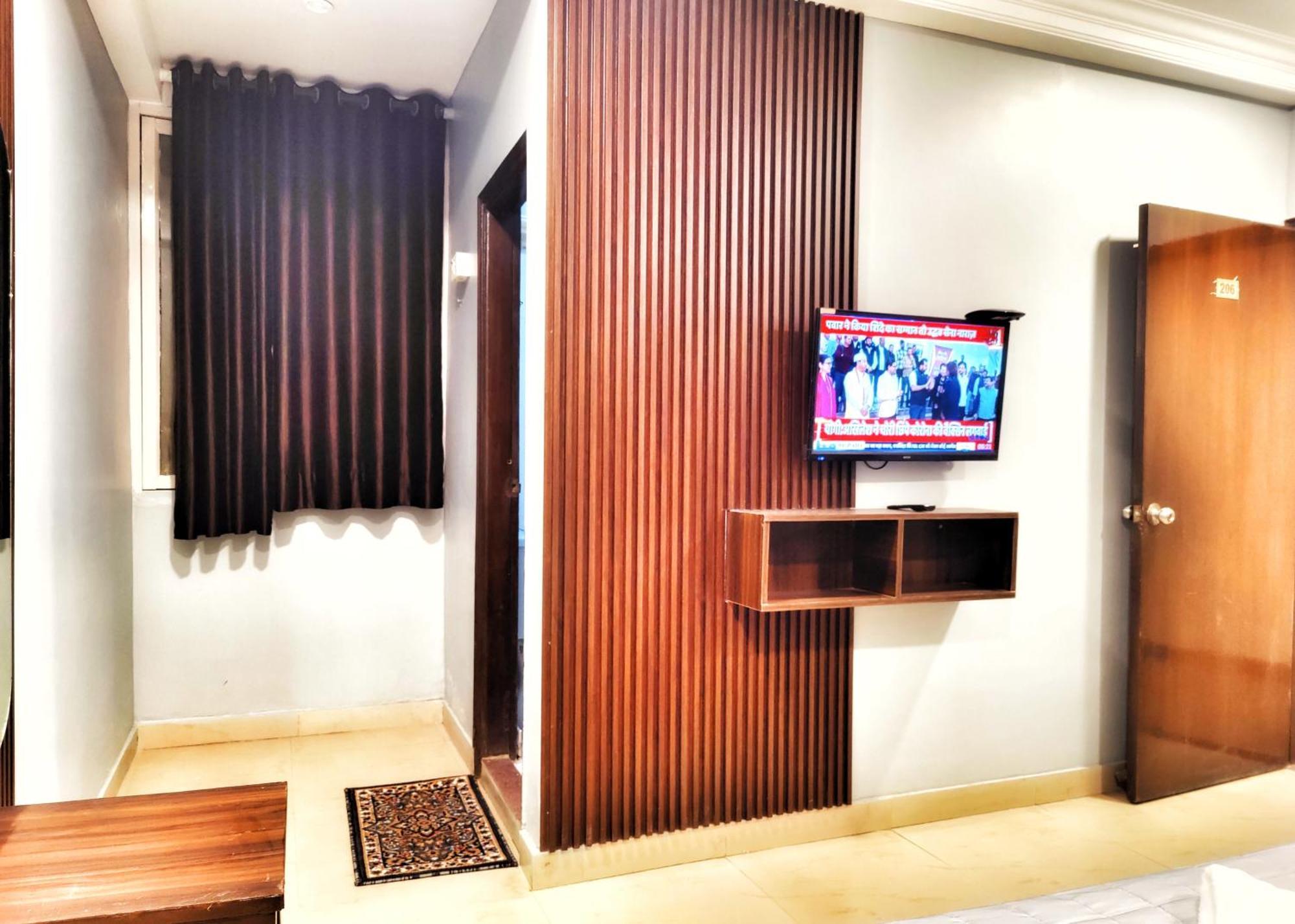 Airport Hotel The Terminal Νέο Δελχί Εξωτερικό φωτογραφία
